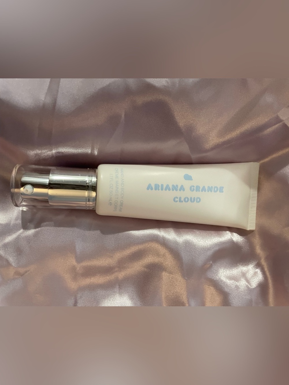 Ariana grande cloud